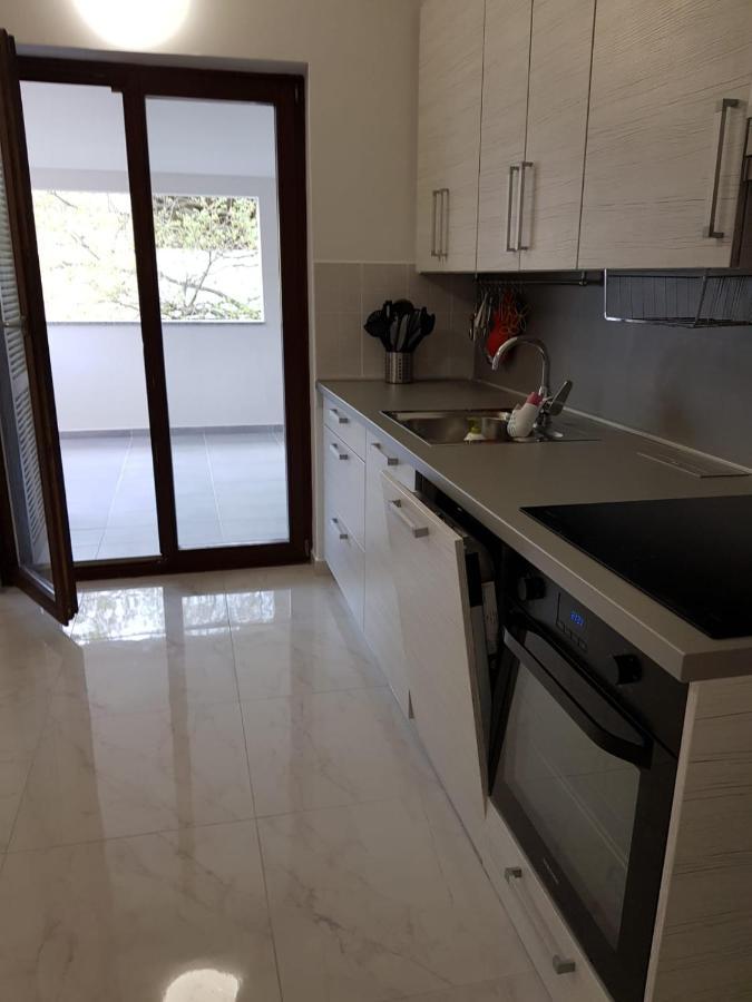 Relax Zone III Apartman Malinska Kültér fotó