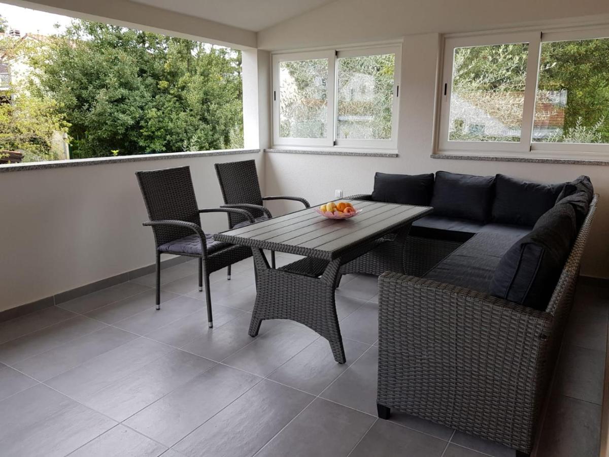 Relax Zone III Apartman Malinska Kültér fotó